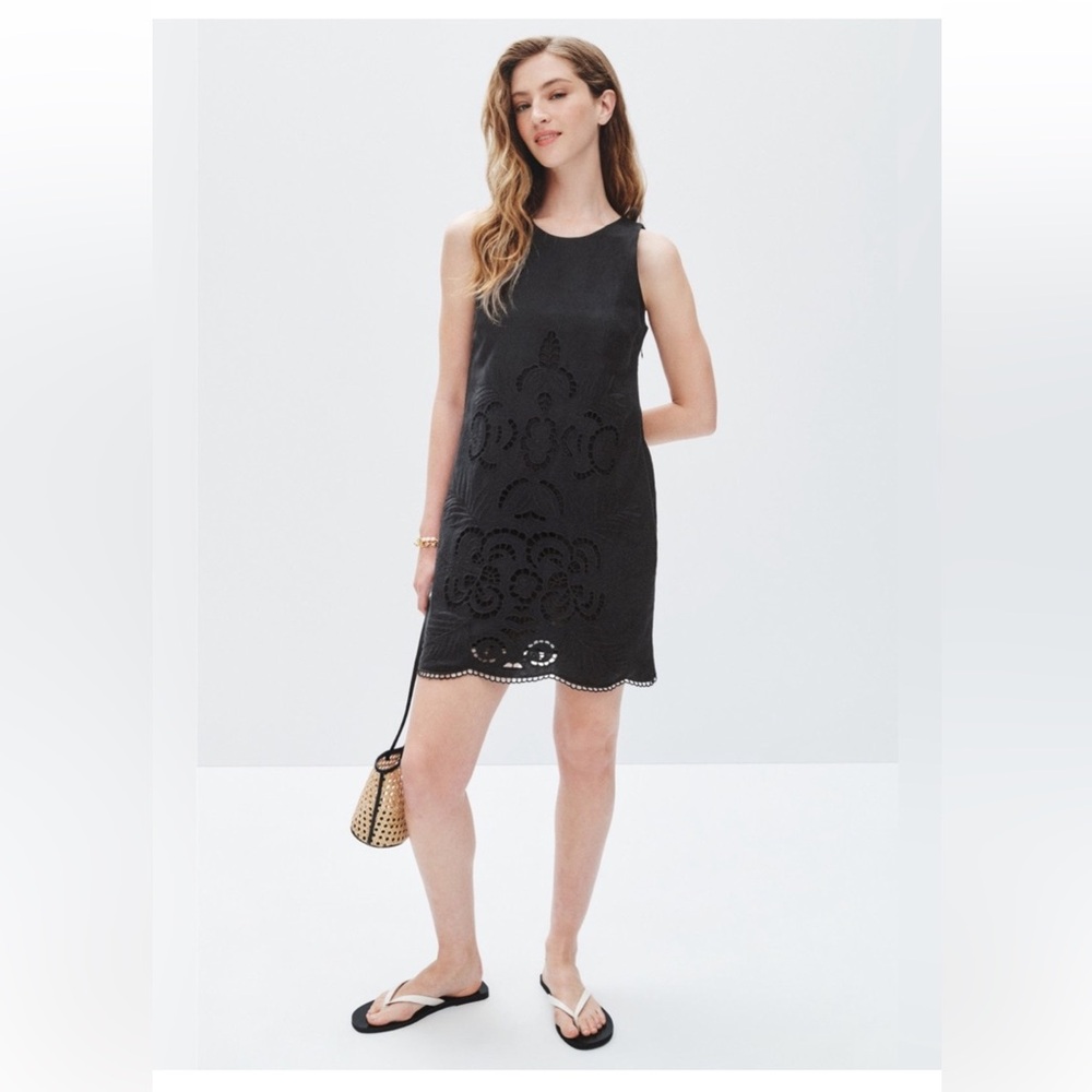 Sanctuary Sleeveless Embroidered Blooms Dress in Black size Medium